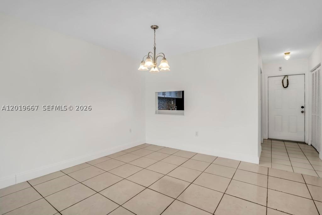 NEW WORLD CONDO APTS IV - Residential