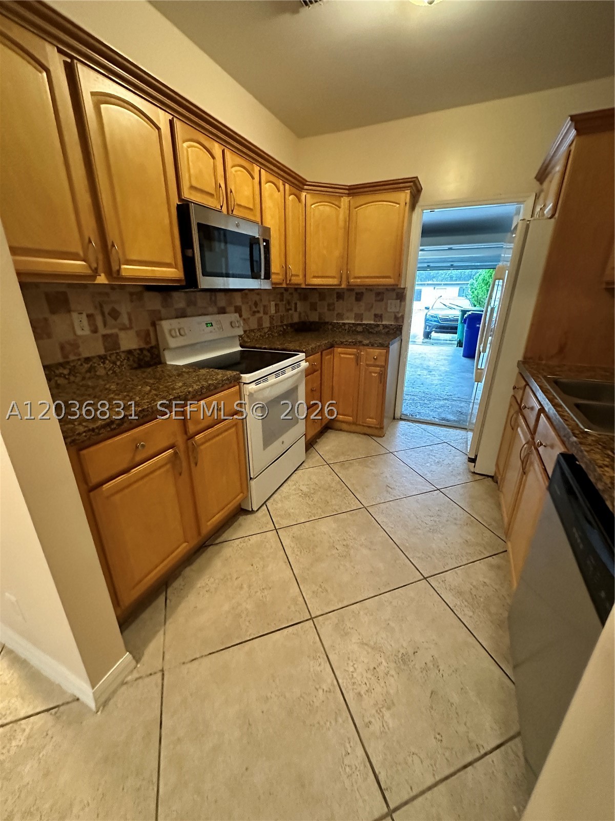 WASHINGTON PARK THIRD - Residential Lease