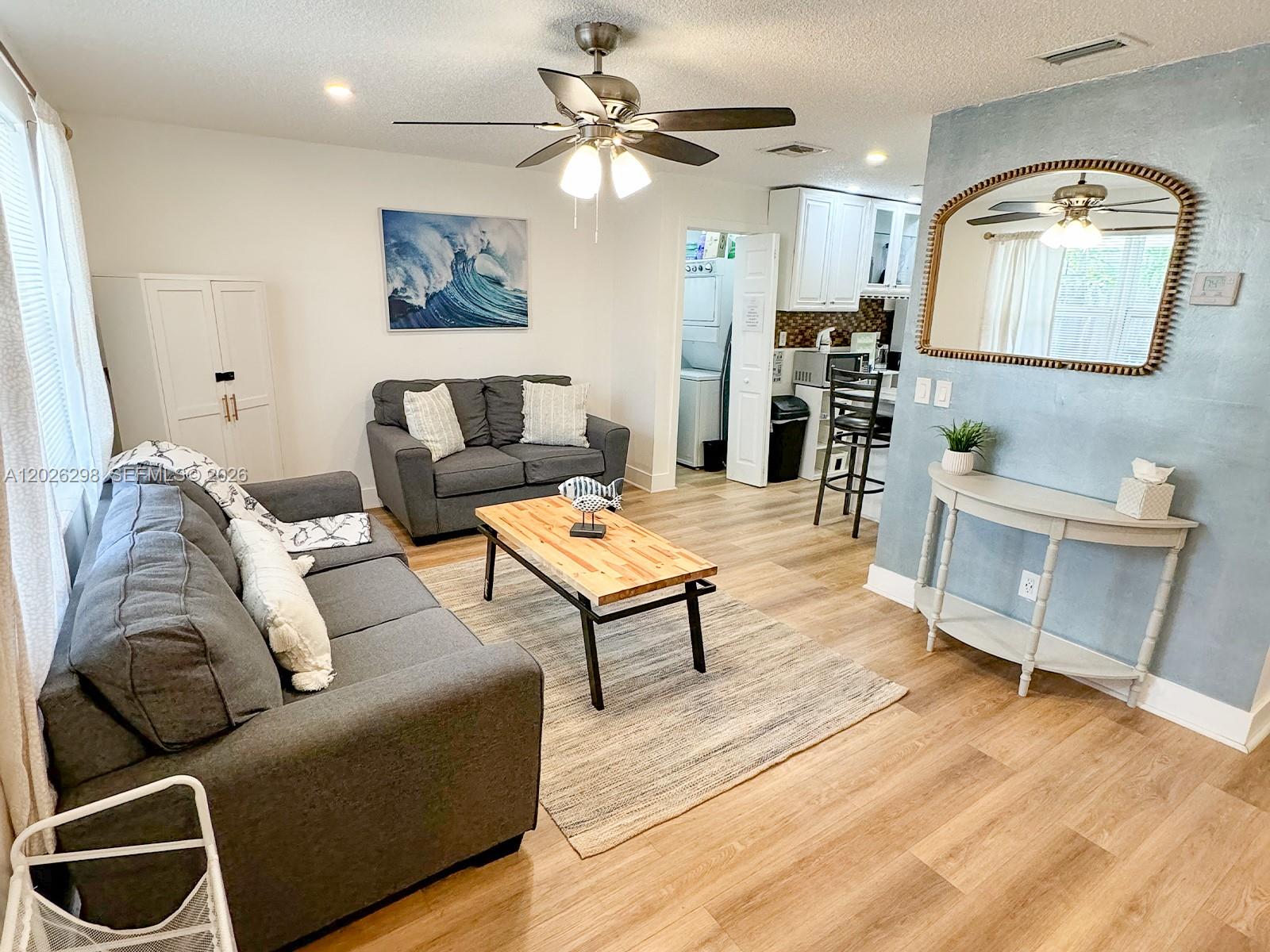 OSCEOLA PARK - Residential Income