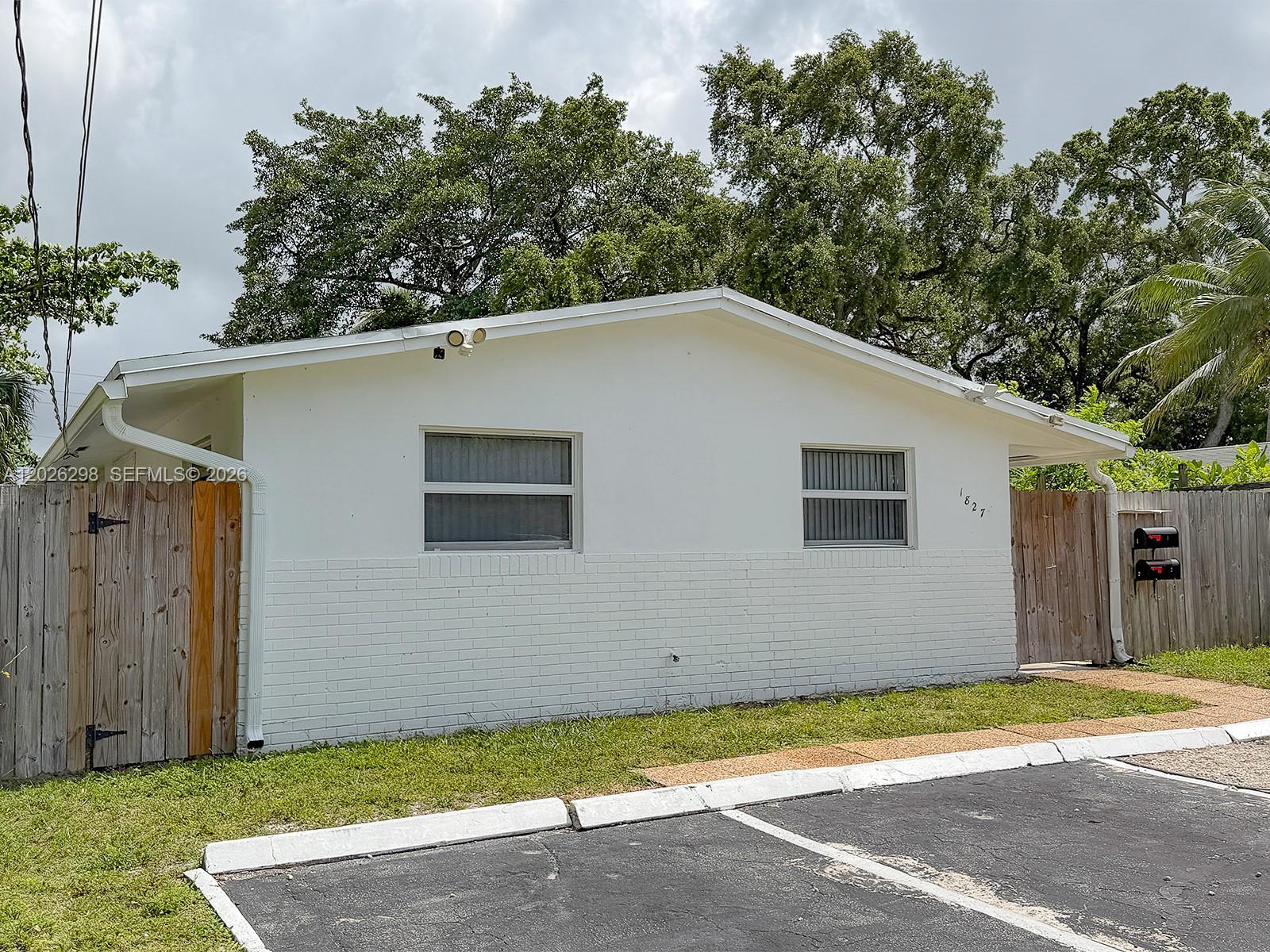 OSCEOLA PARK - Residential Income