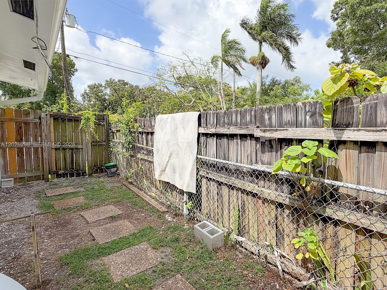 OSCEOLA PARK - Residential Income