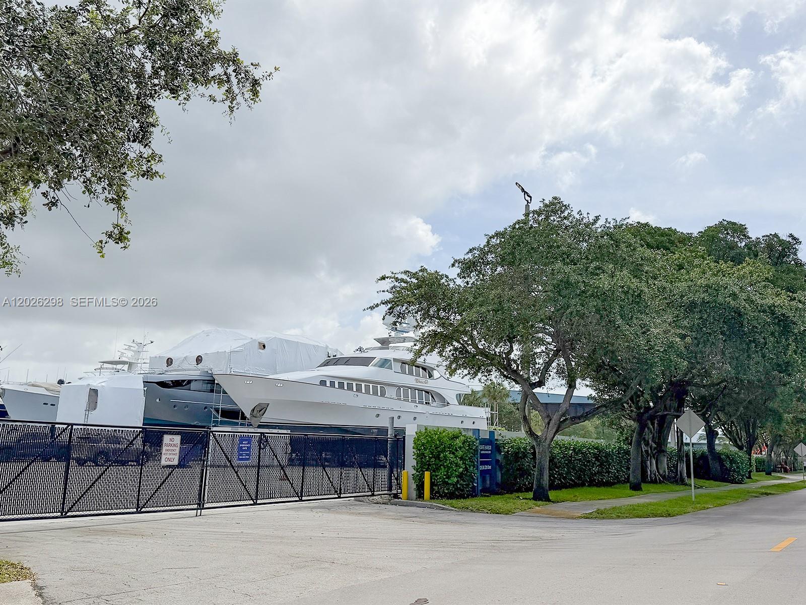 OSCEOLA PARK - Residential Income