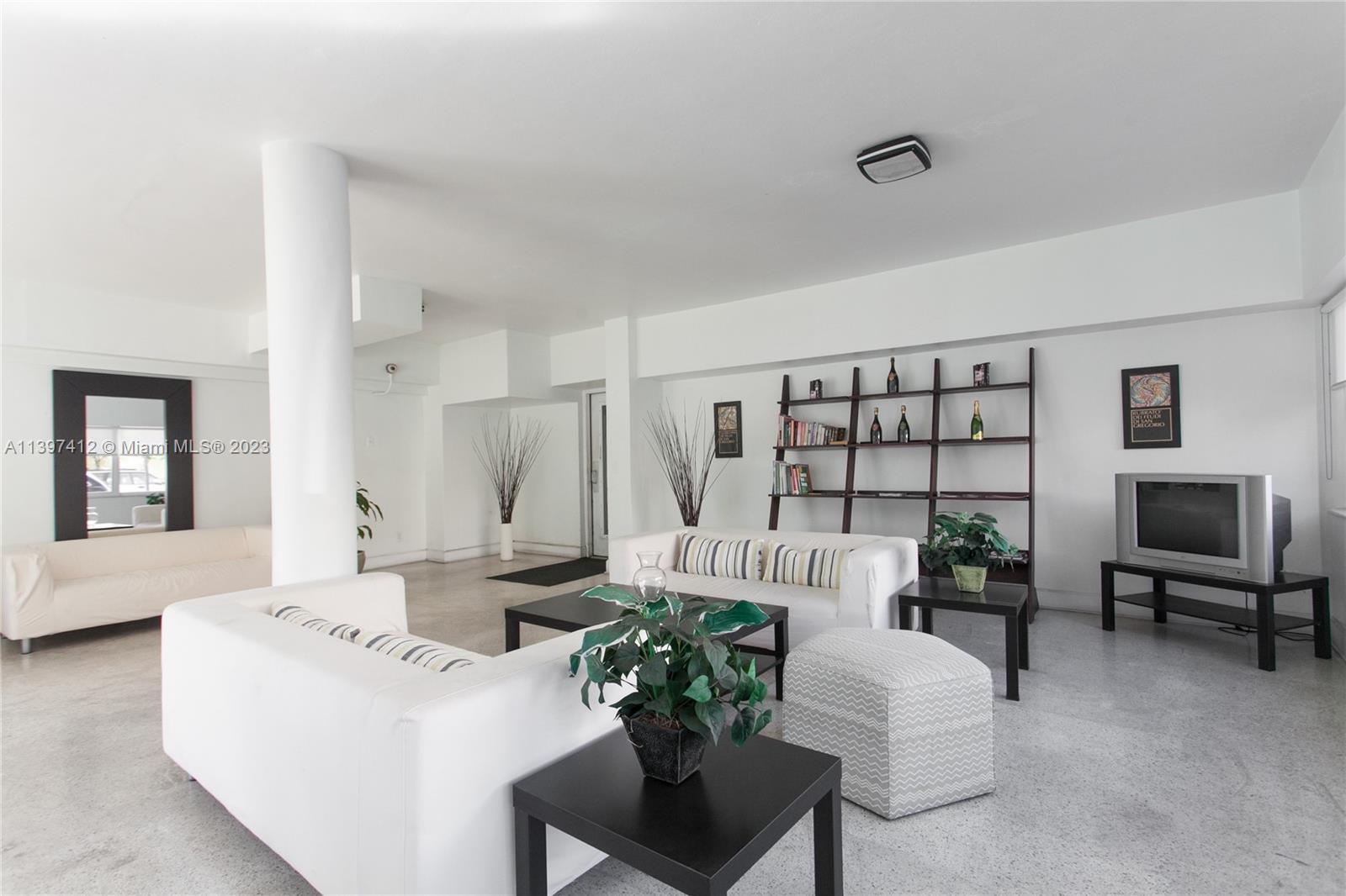 PENN MANOR - Residential Lease