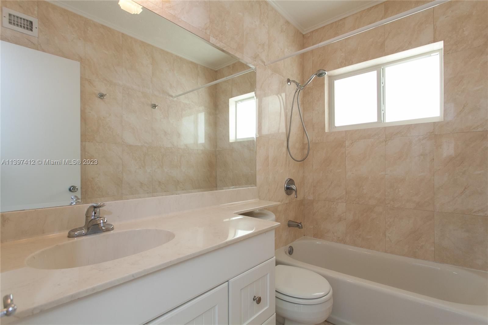 PENN MANOR - Residential Lease