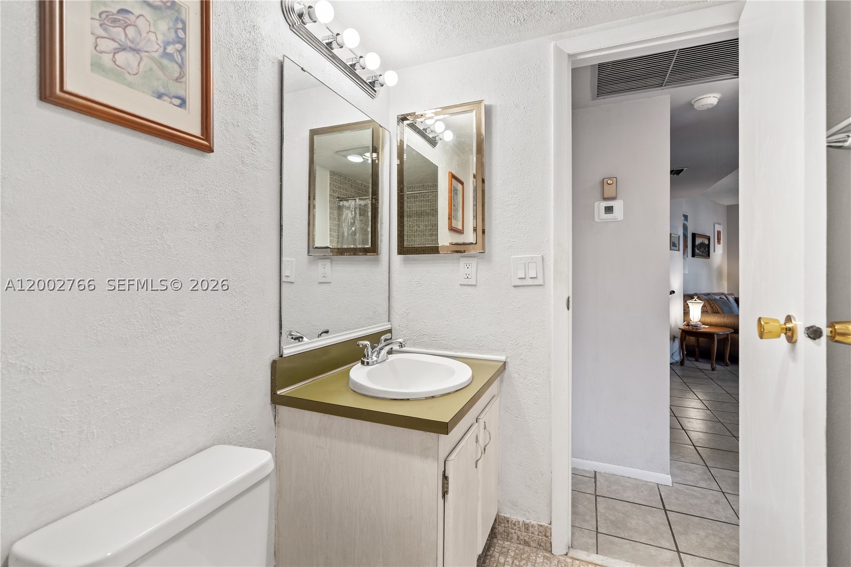 BISCAYA III CONDO - Residential