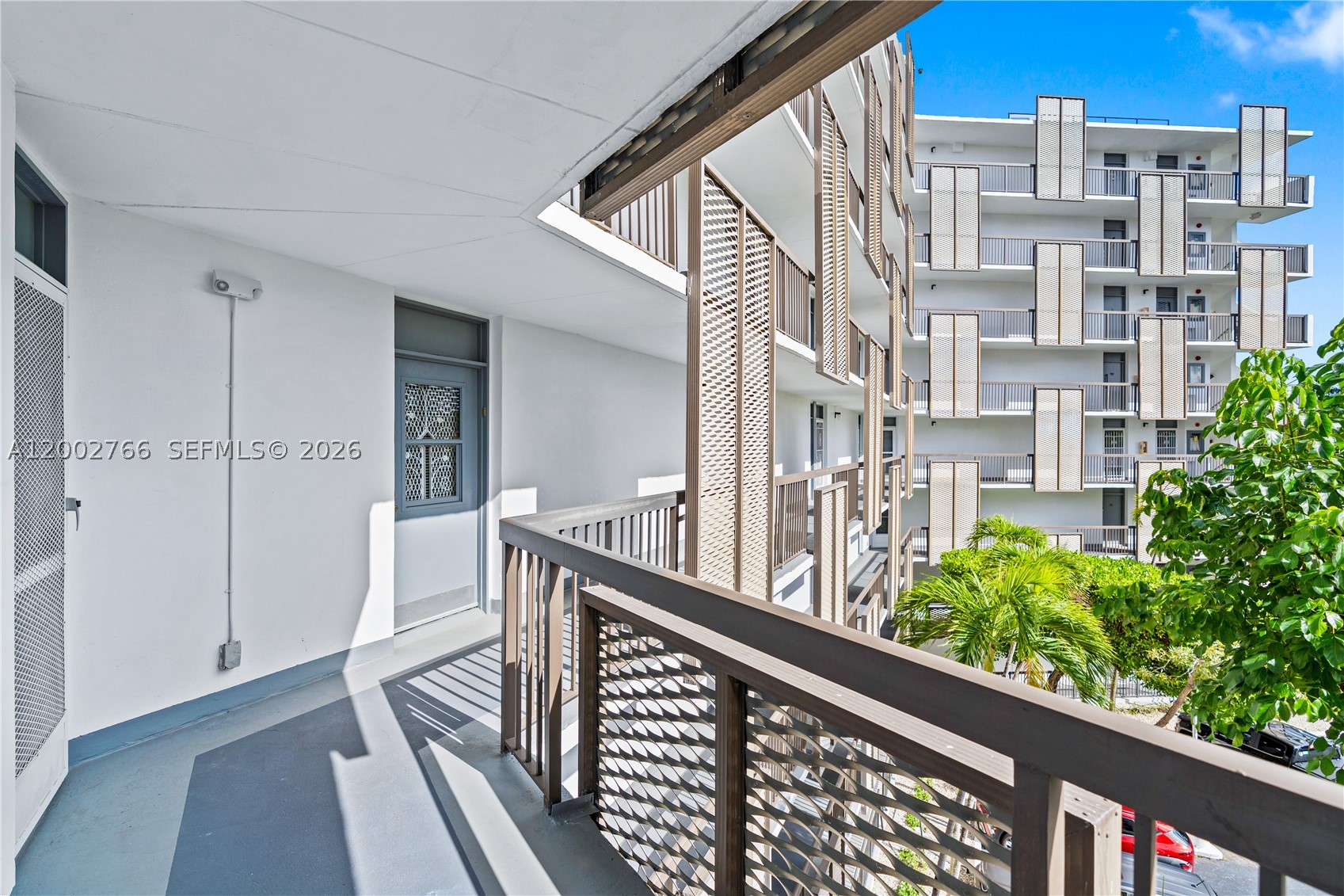 BISCAYA III CONDO - Residential