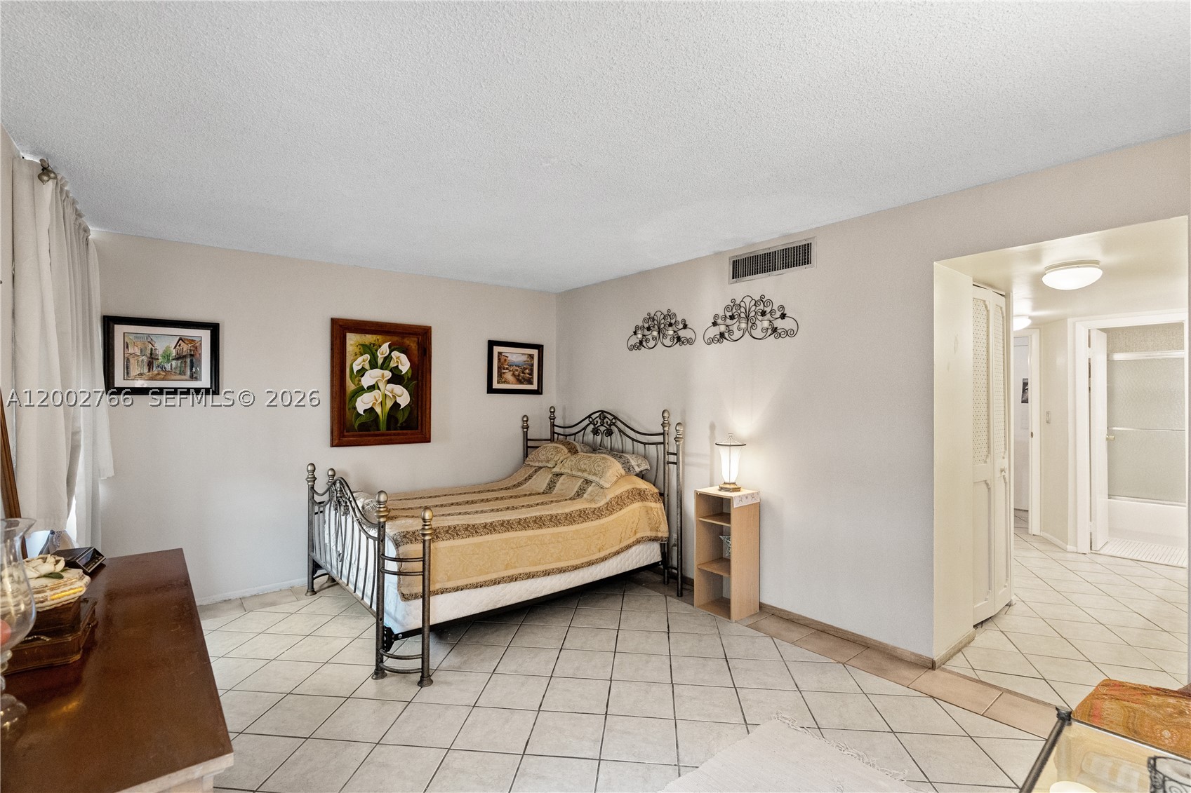 BISCAYA III CONDO - Residential
