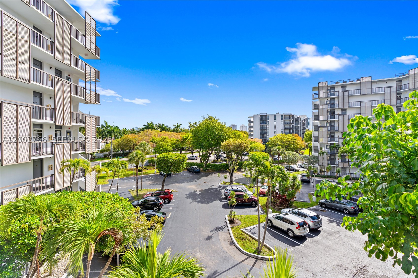 BISCAYA III CONDO - Residential