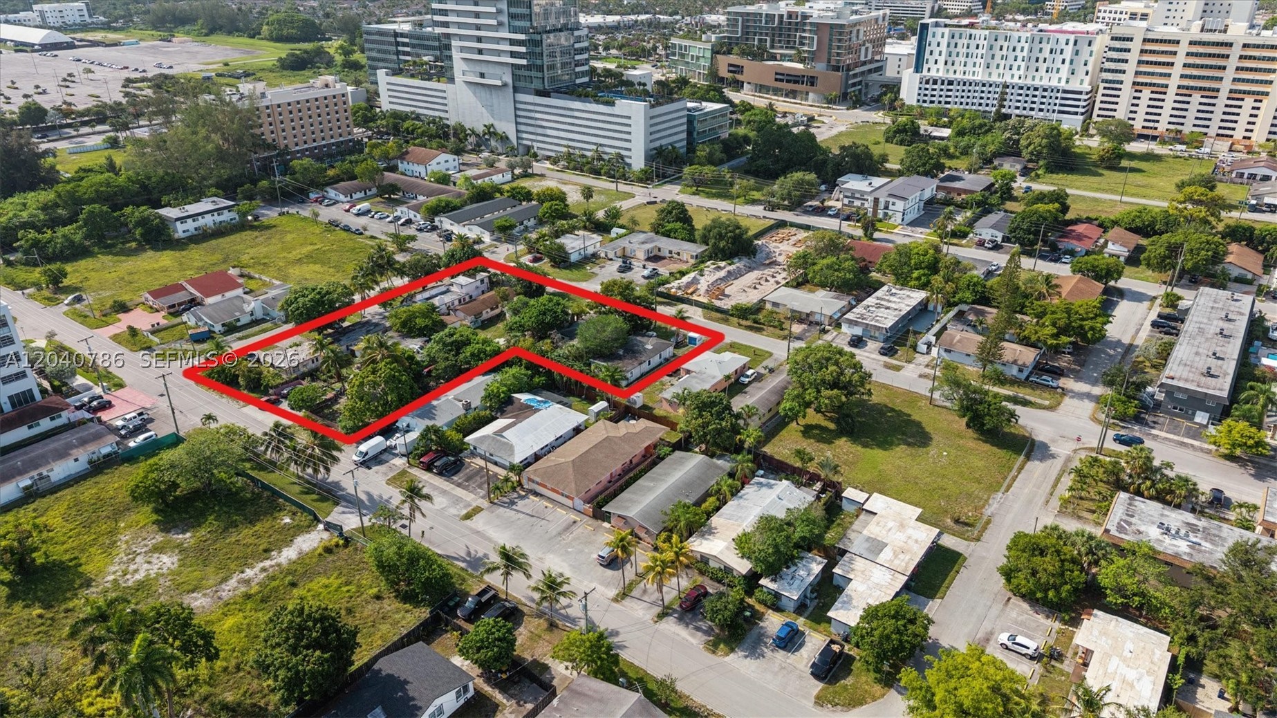 HALLANDALE PARK - Land