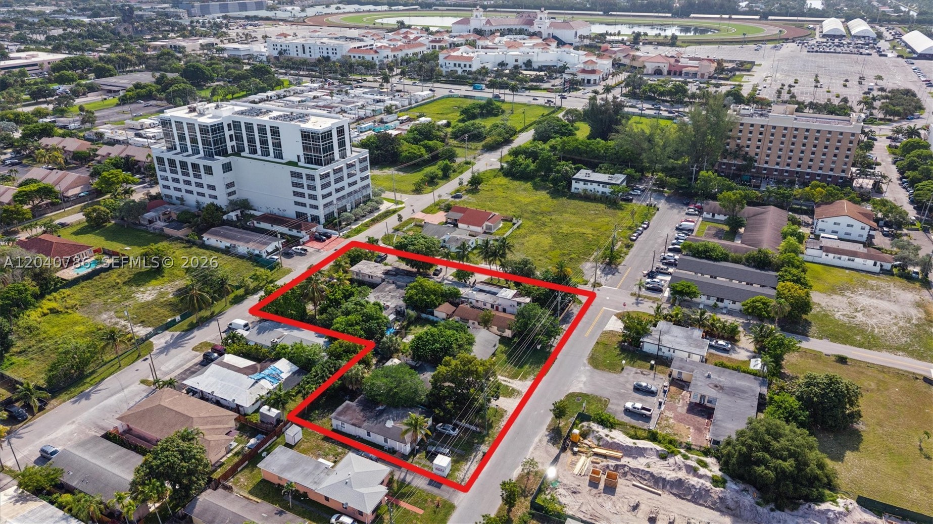 HALLANDALE PARK - Land