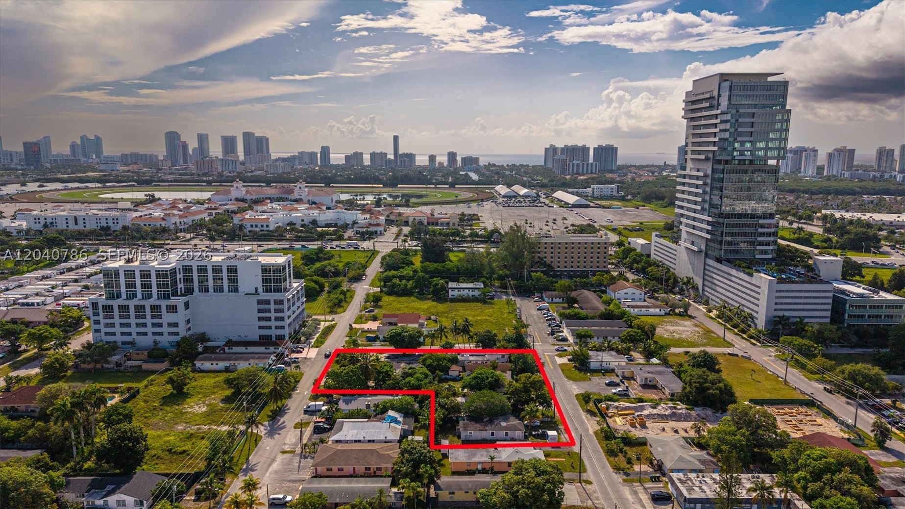 HALLANDALE PARK - Land