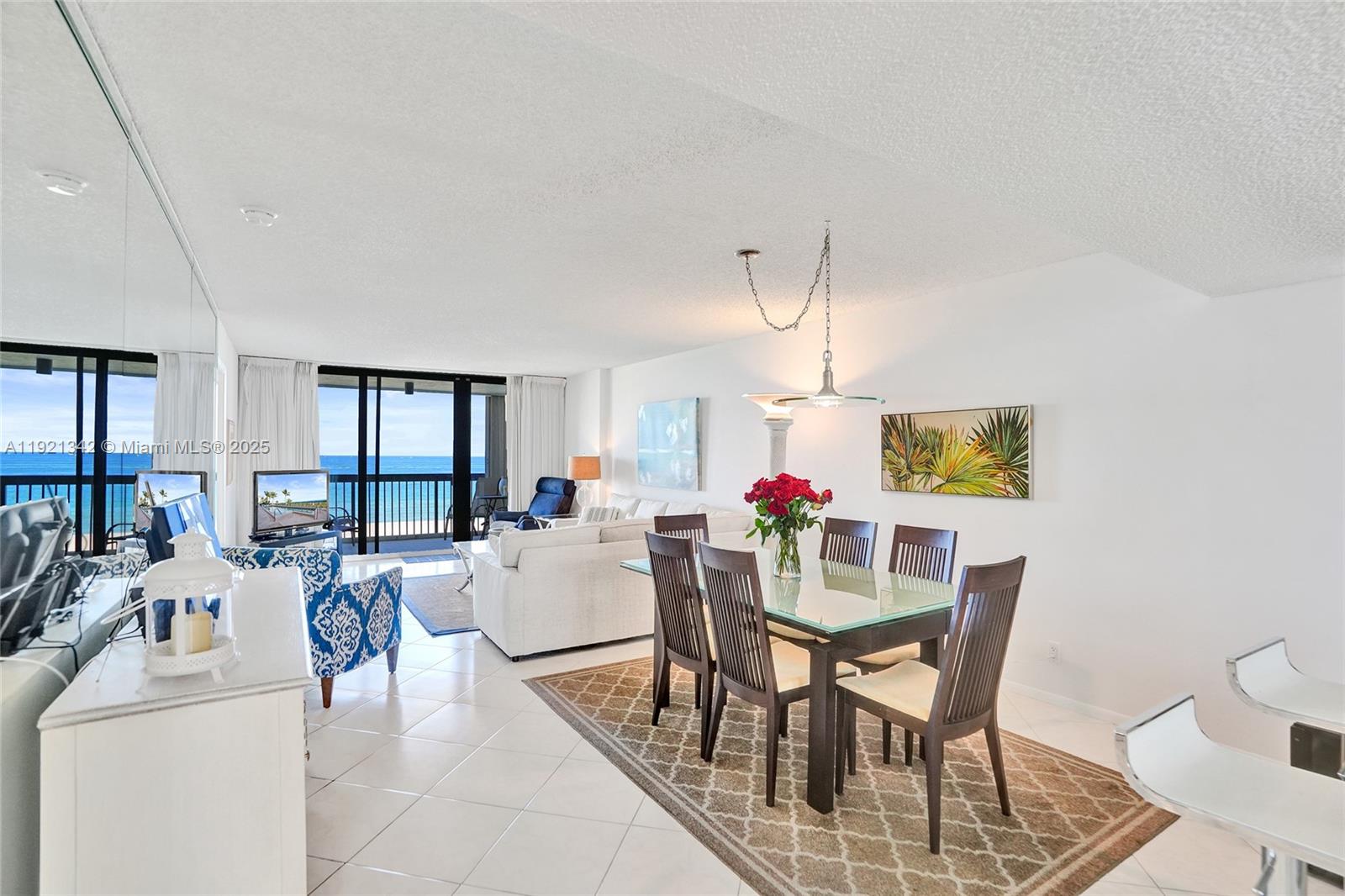 SILVER THATCH OCEAN CLUB - Residential
