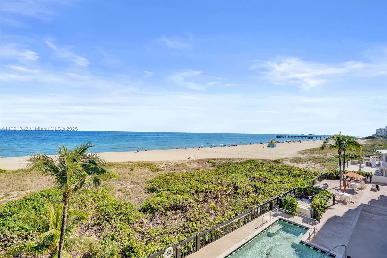 SILVER THATCH OCEAN CLUB - Residential