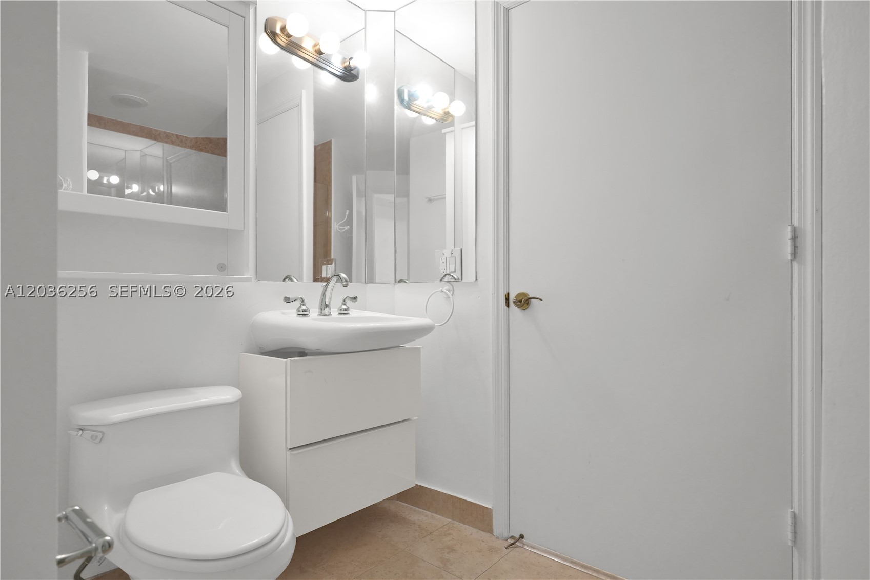 BLUE DIAMOND CONDO - Residential