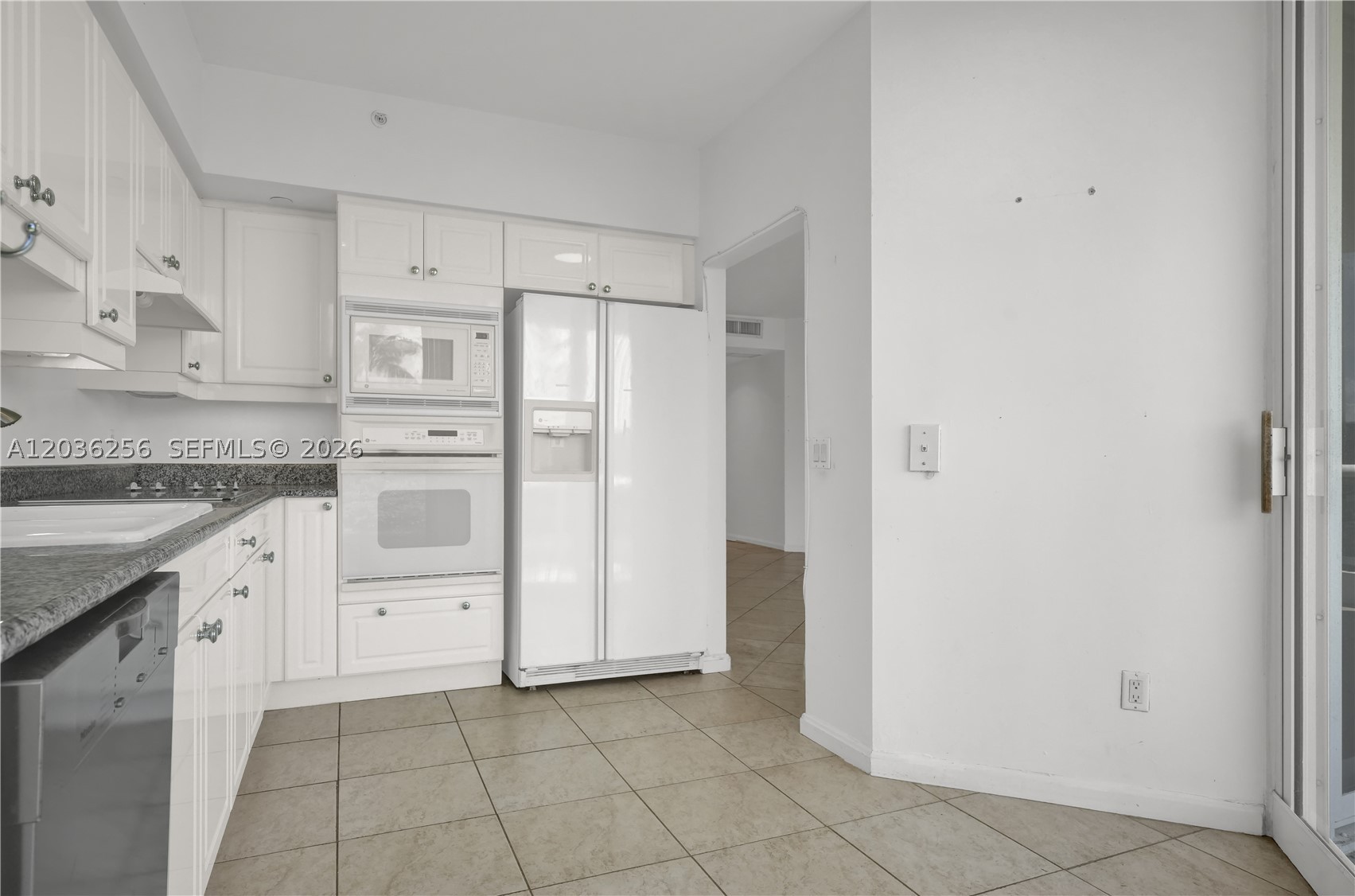 BLUE DIAMOND CONDO - Residential
