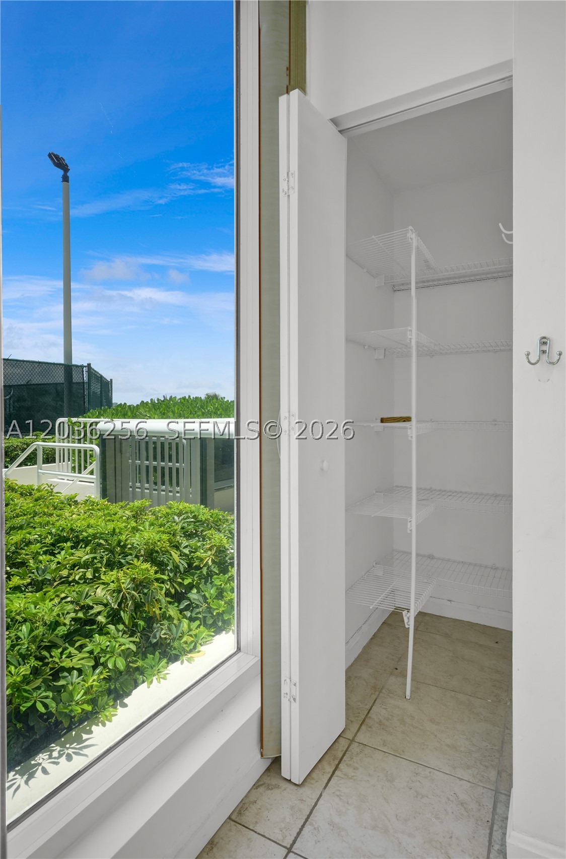 BLUE DIAMOND CONDO - Residential