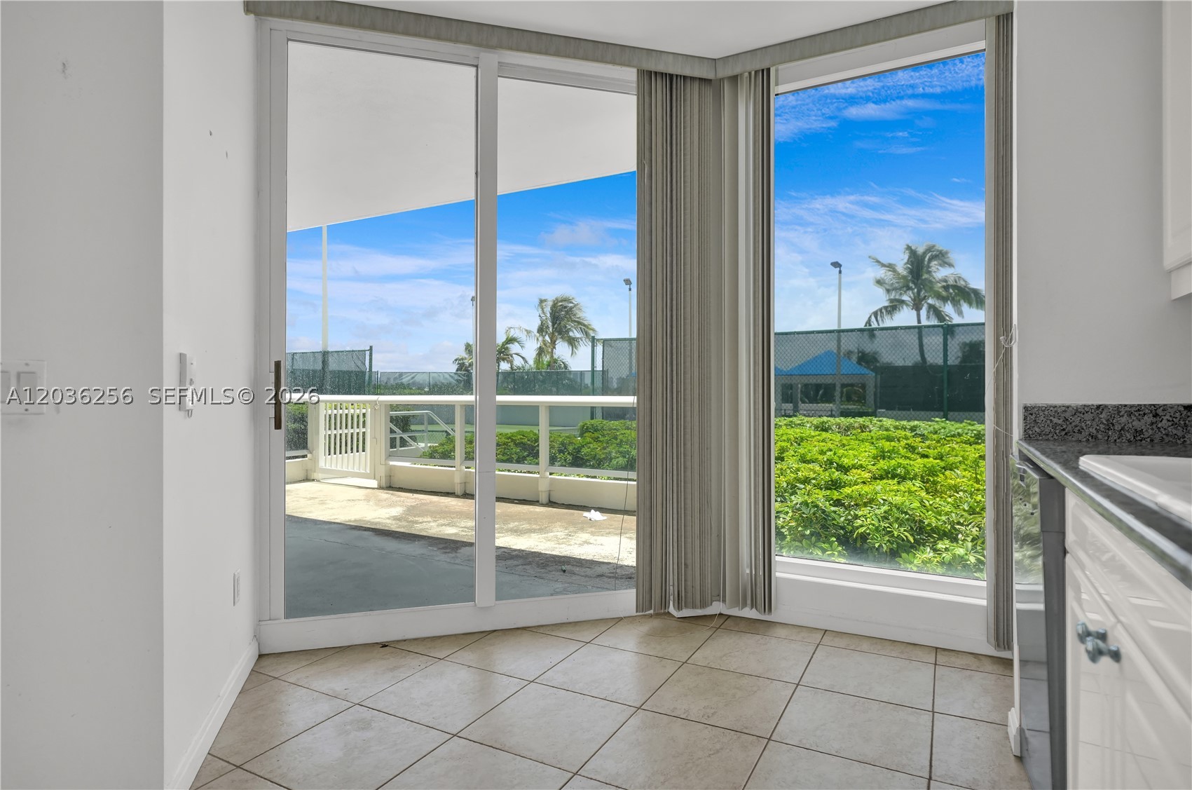 BLUE DIAMOND CONDO - Residential