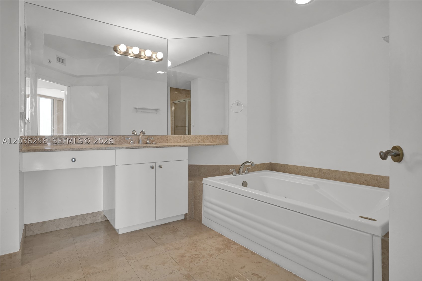BLUE DIAMOND CONDO - Residential