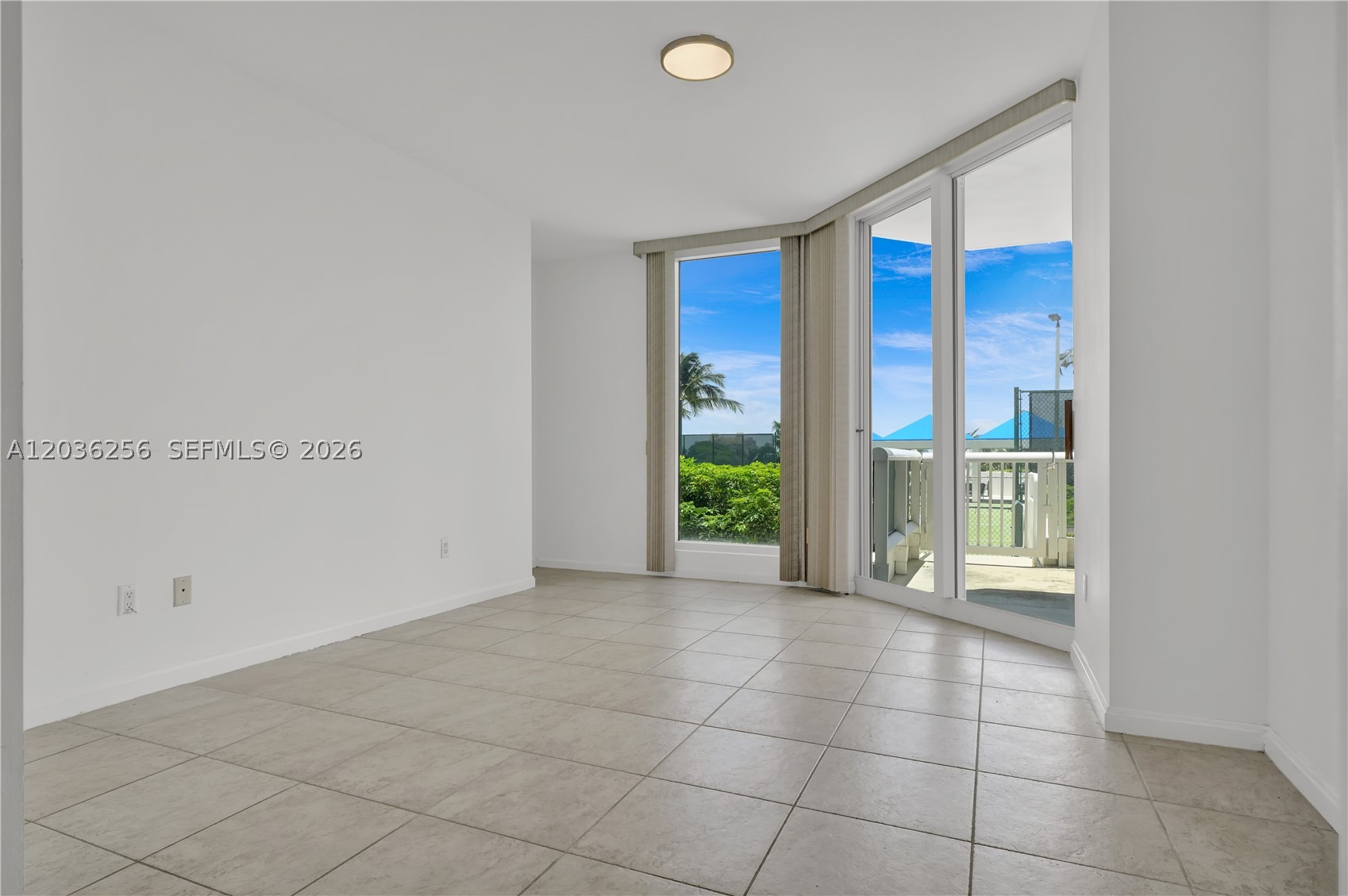 BLUE DIAMOND CONDO - Residential