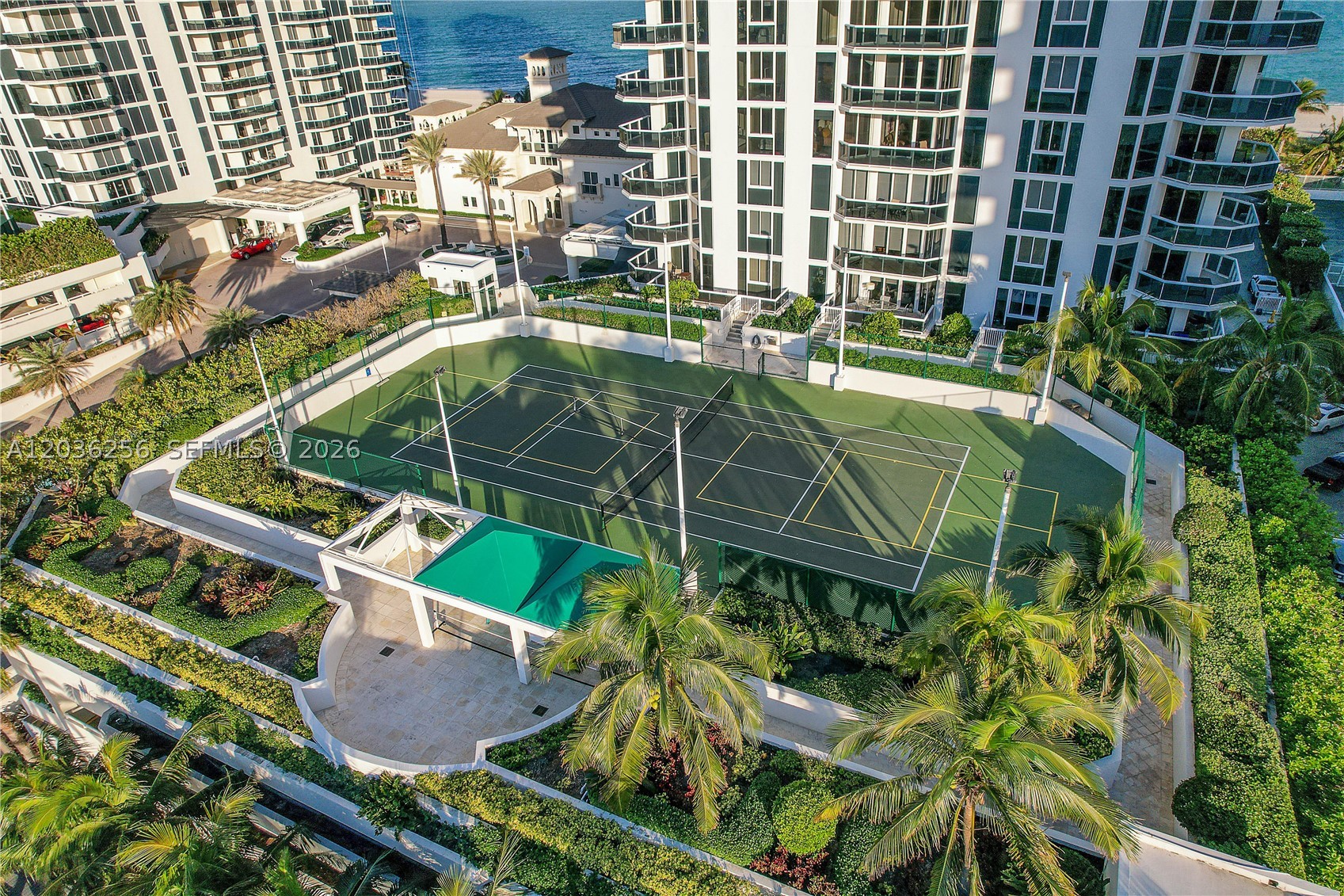 BLUE DIAMOND CONDO - Residential
