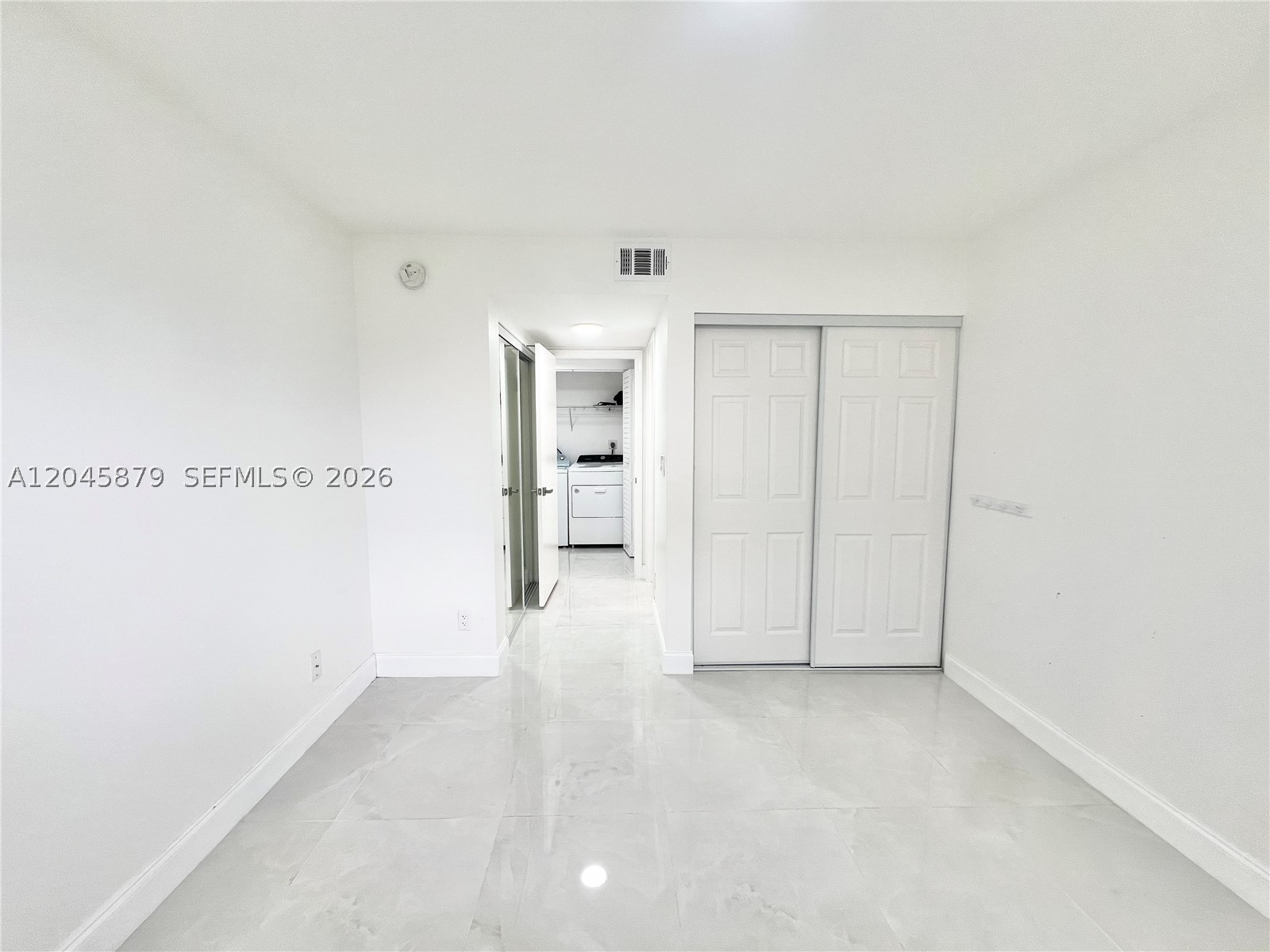 COLONNADES CONDO - Residential Lease