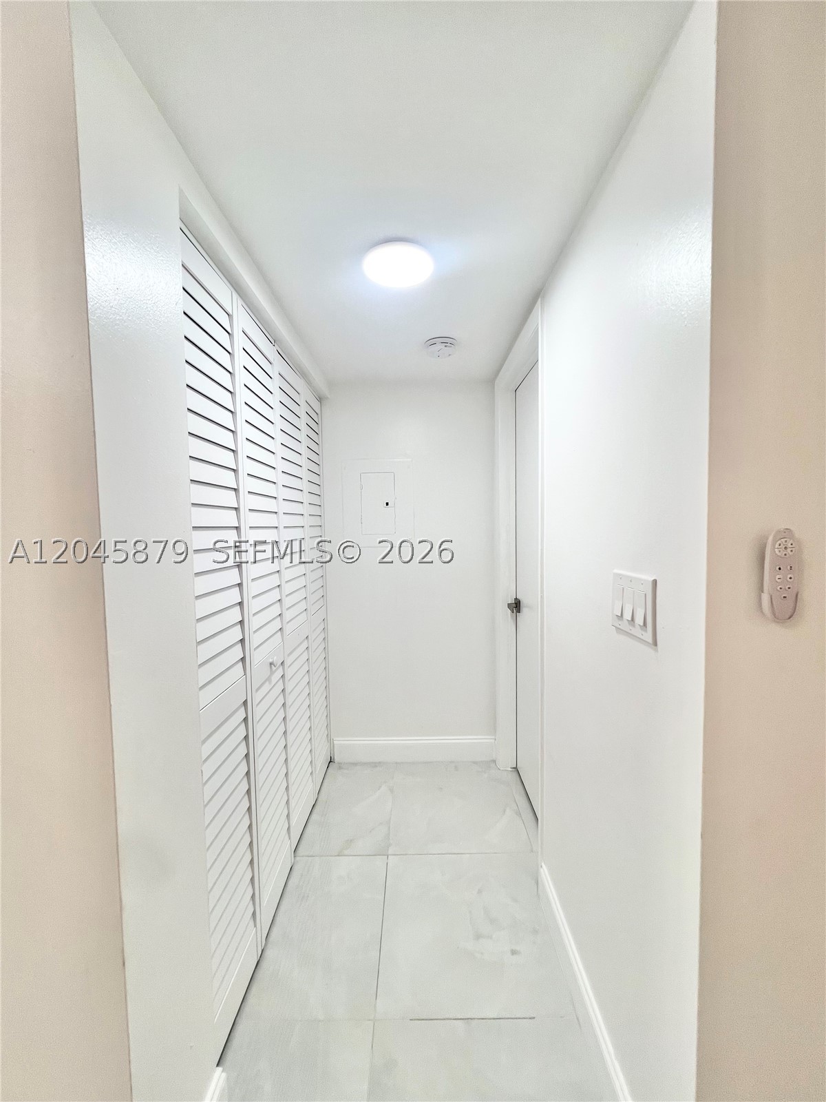 COLONNADES CONDO - Residential Lease