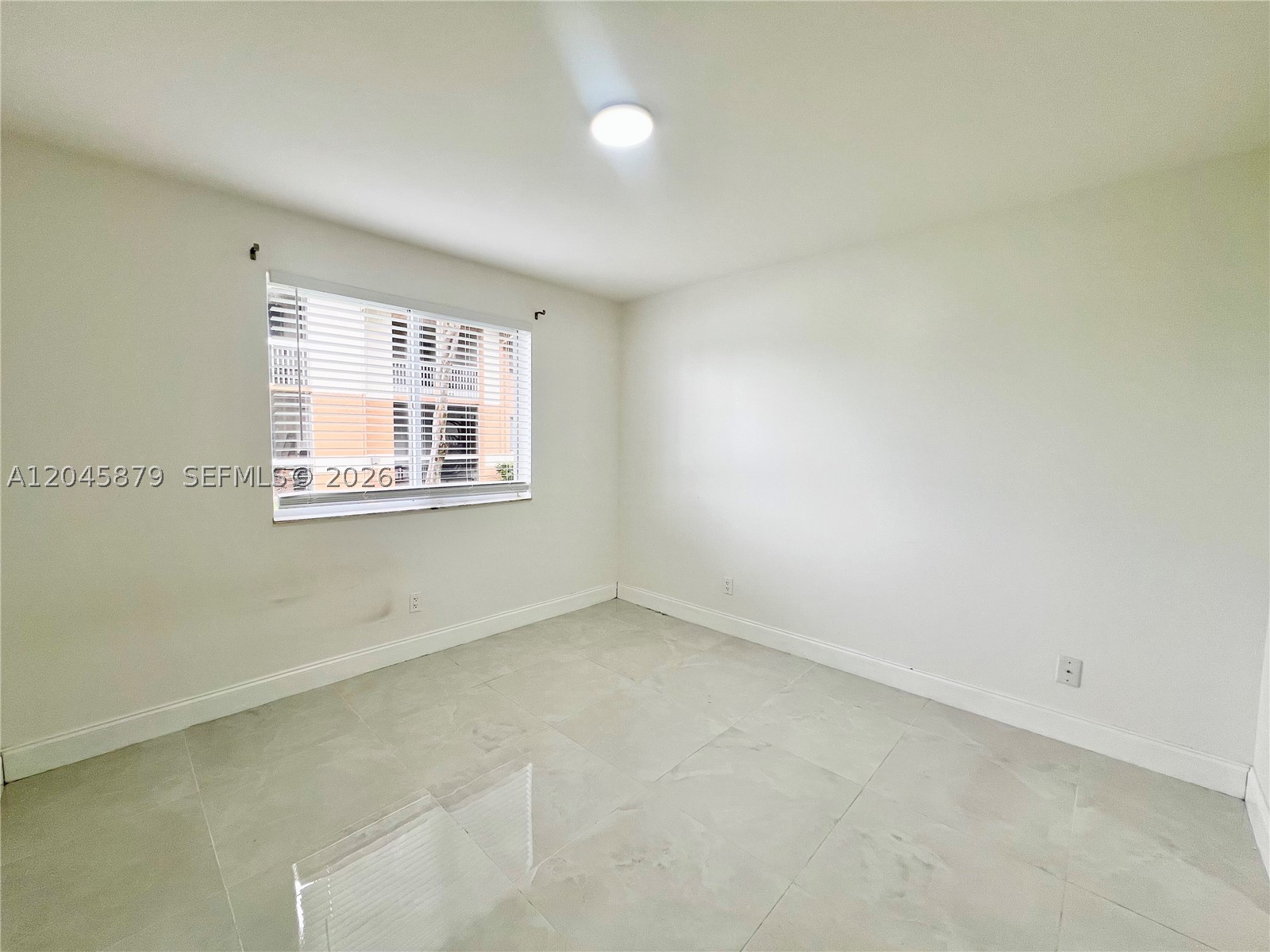 COLONNADES CONDO - Residential Lease