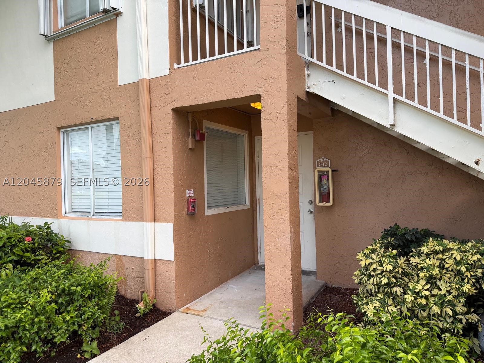 COLONNADES CONDO - Residential Lease