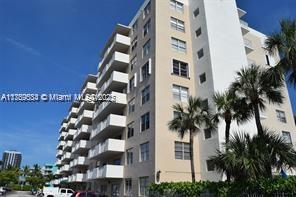 ISLAND PLACE AT NORTH BAY - Residential