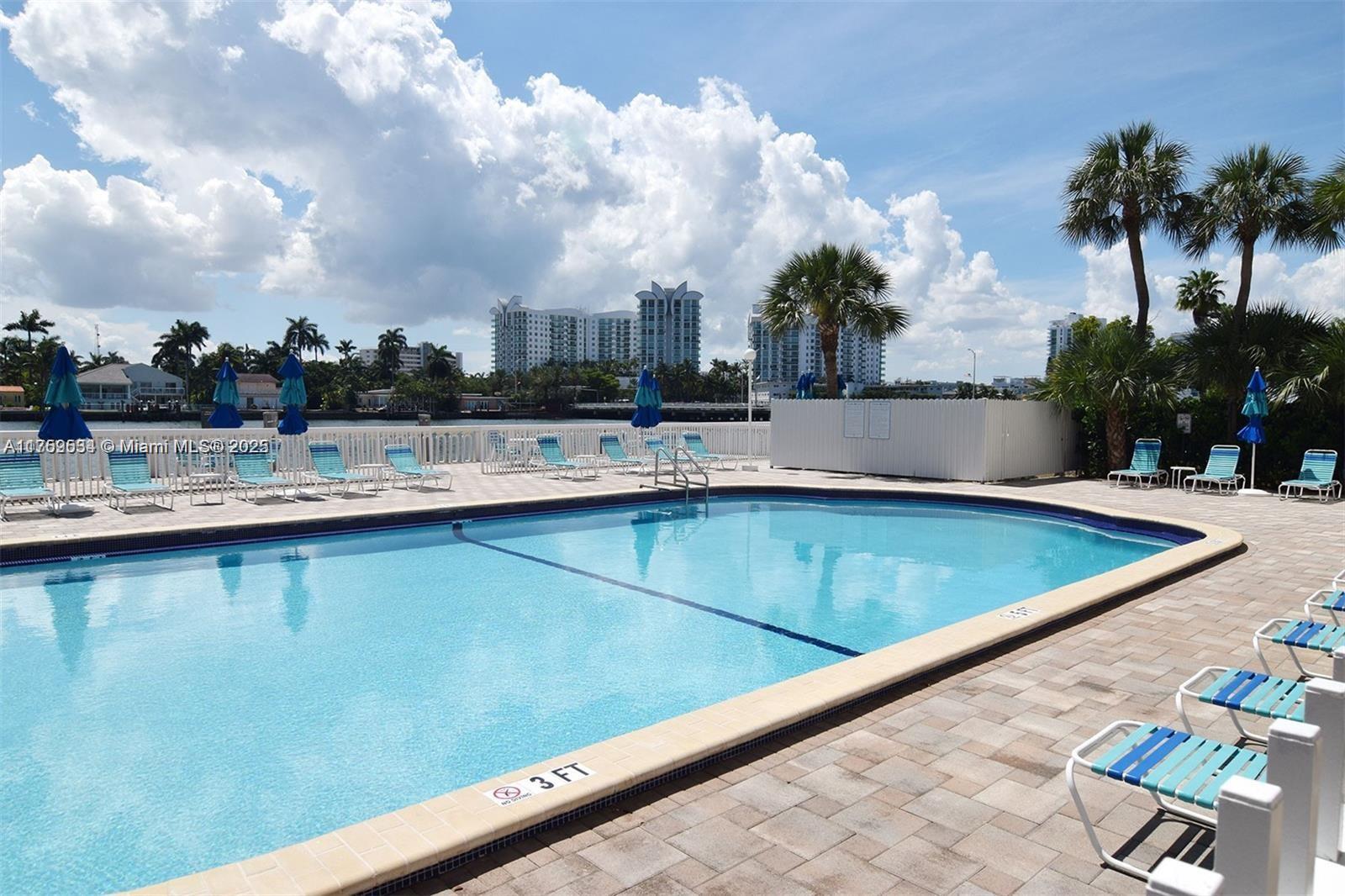 ISLAND PLACE AT NORTH BAY - Residential