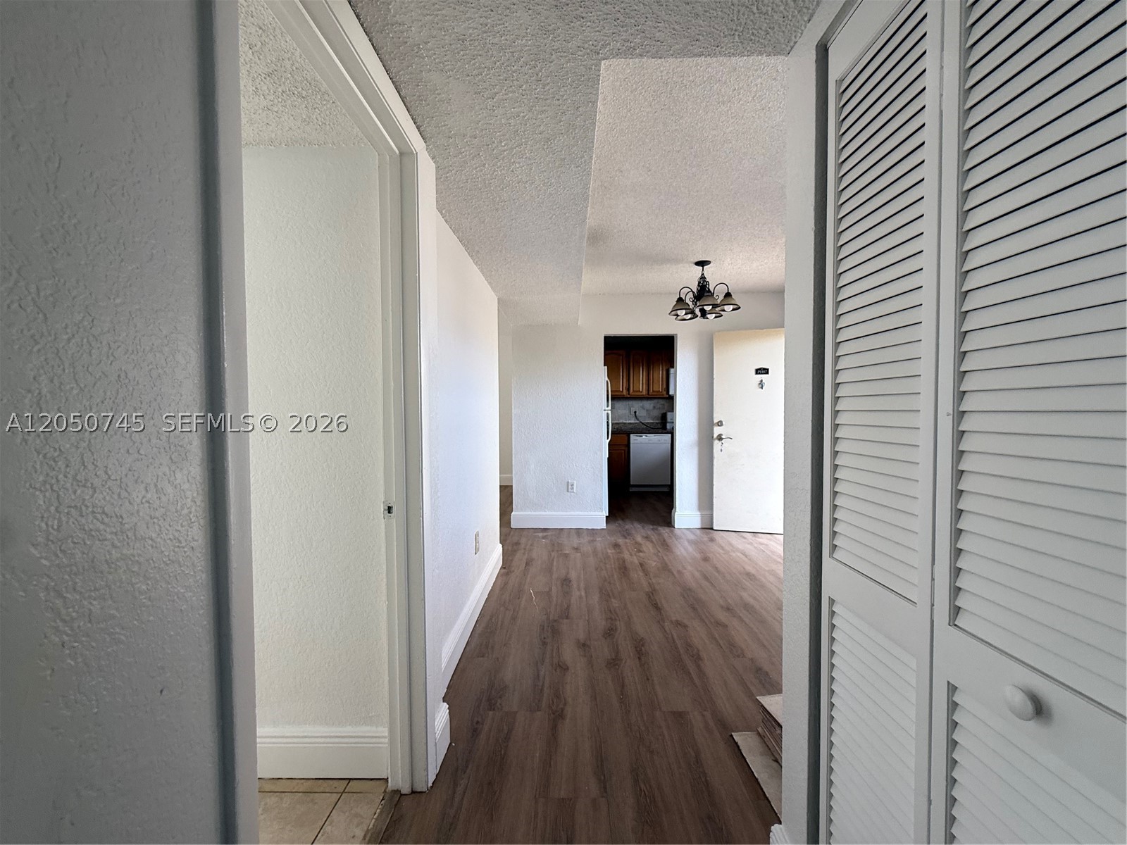 VILLAGE AT THE FALLS COND - Residential