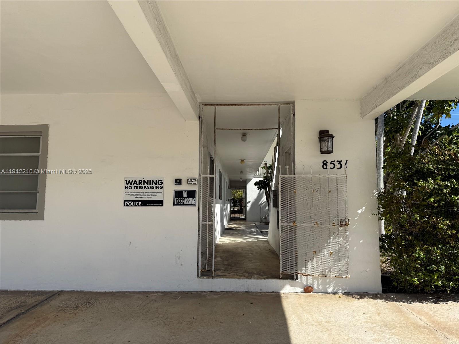 LA SALLE CONDO - Residential Lease