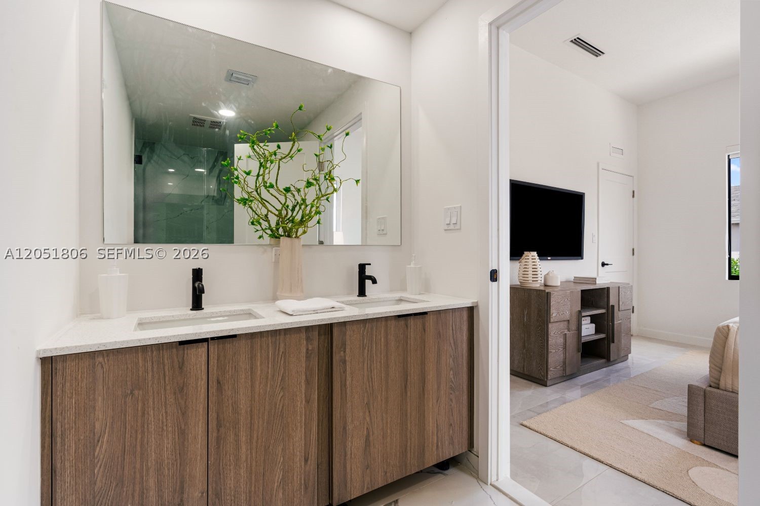 Centro B14L10 - Residential