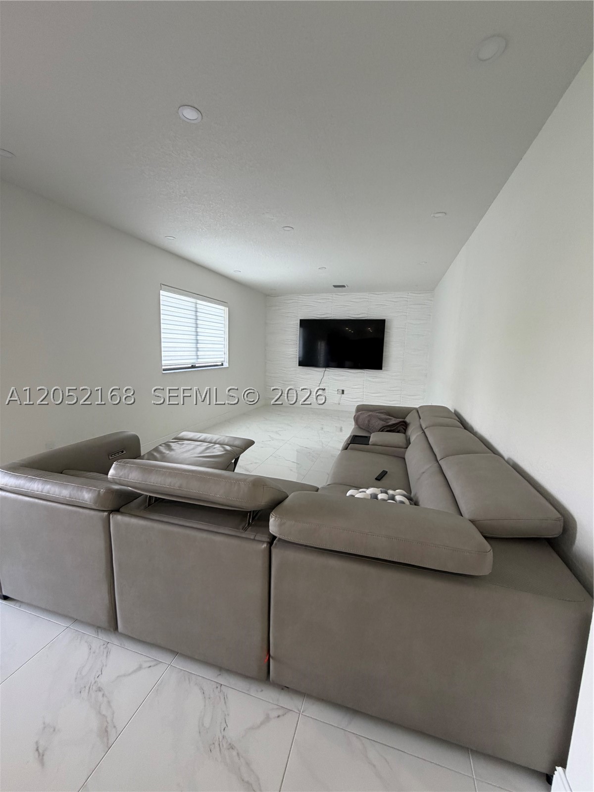 OAKLAND SUBDIVISION - Residential Lease