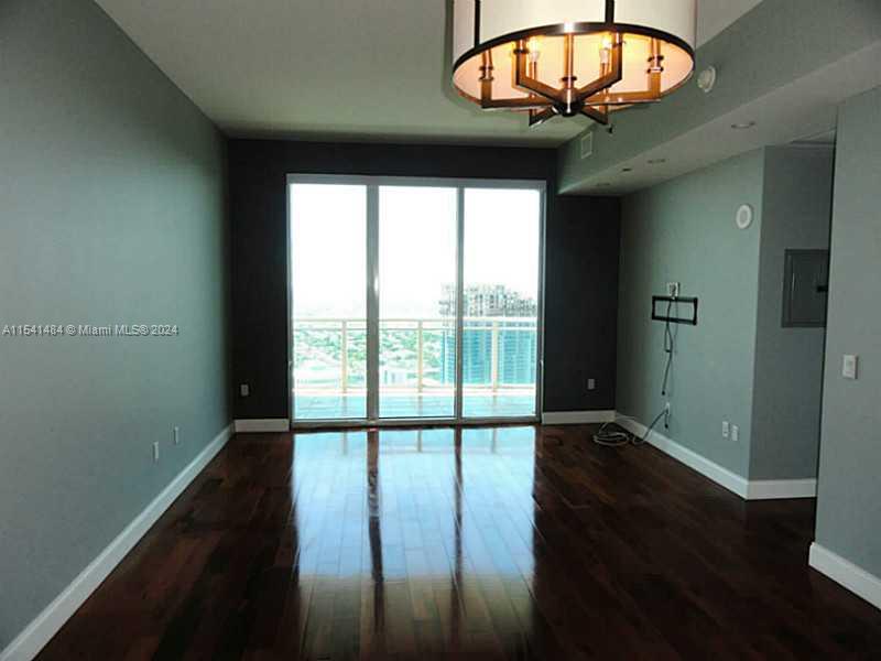 THE PLAZA 851 BRICKELL CO - Residential Lease