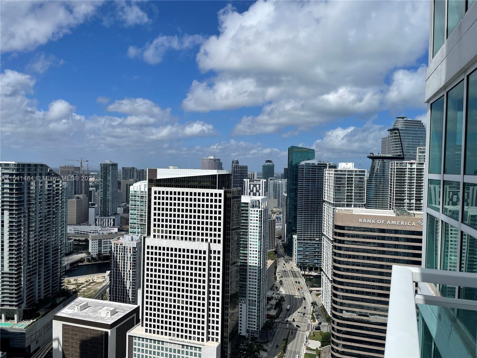 THE PLAZA 851 BRICKELL CO - Residential Lease