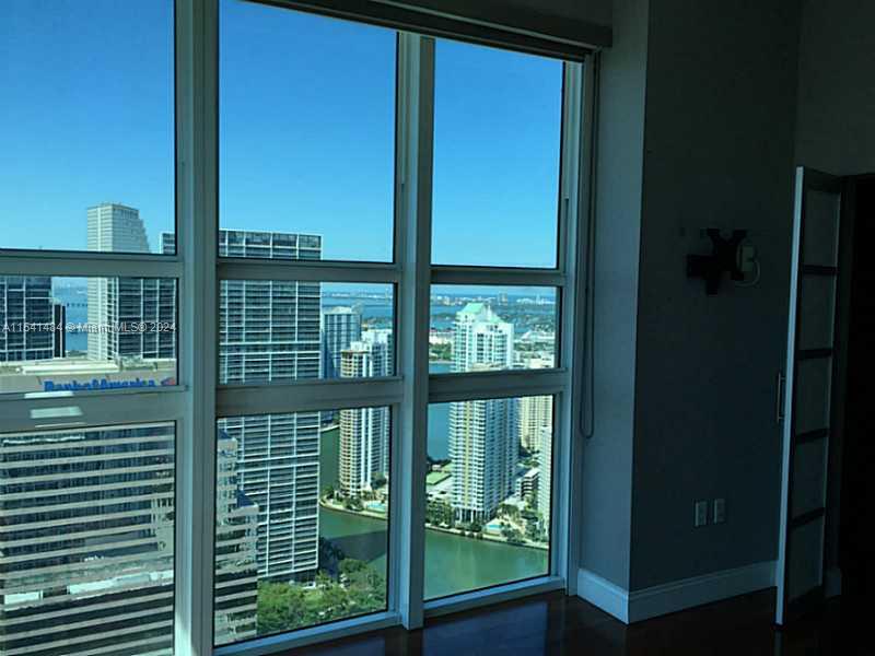 THE PLAZA 851 BRICKELL CO - Residential Lease