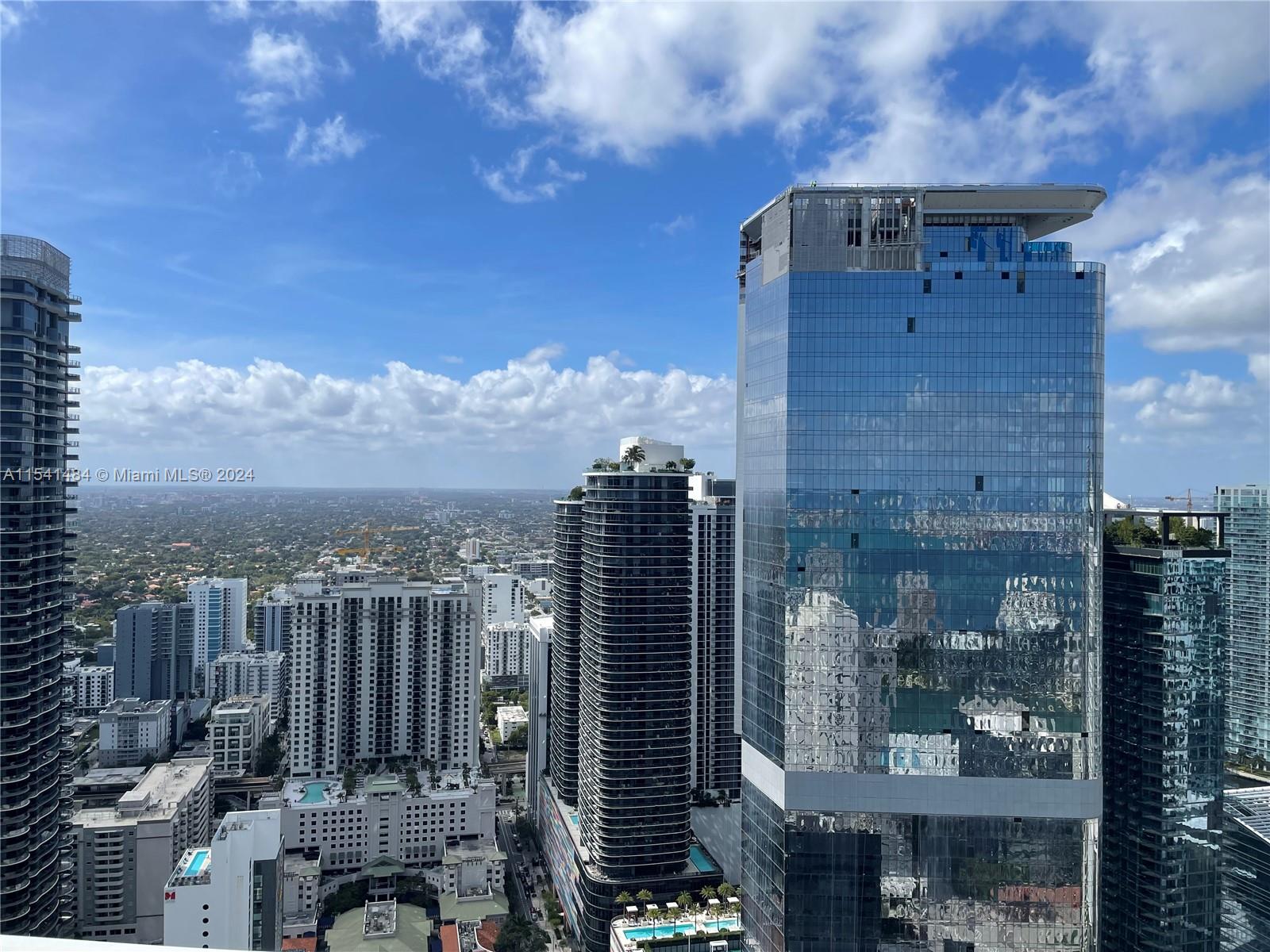 THE PLAZA 851 BRICKELL CO - Residential Lease