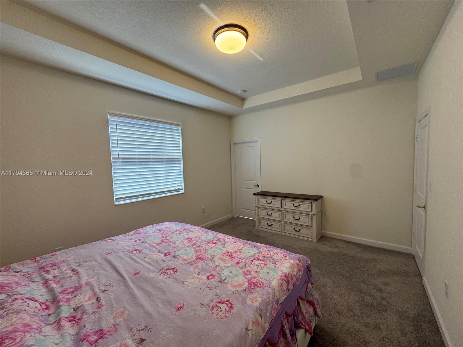 AQUABELLA NORTH - Residential Lease
