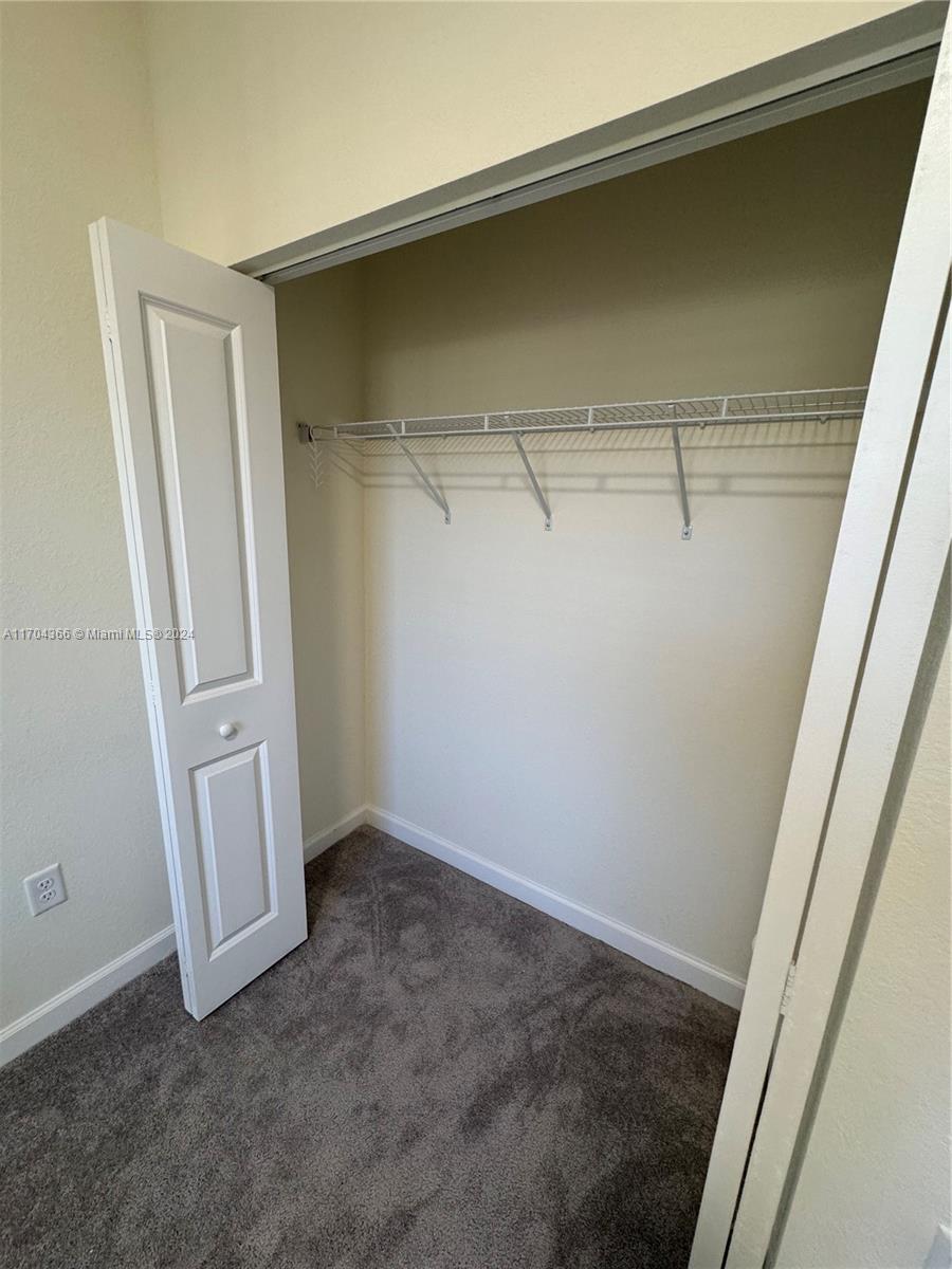AQUABELLA NORTH - Residential Lease