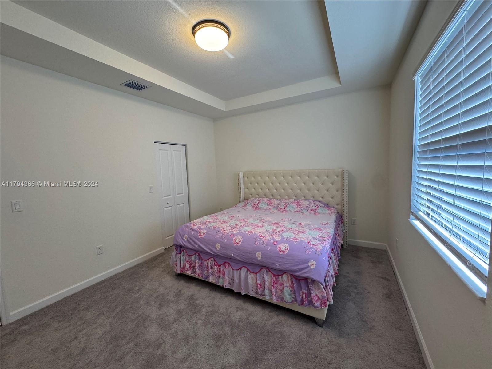 AQUABELLA NORTH - Residential Lease