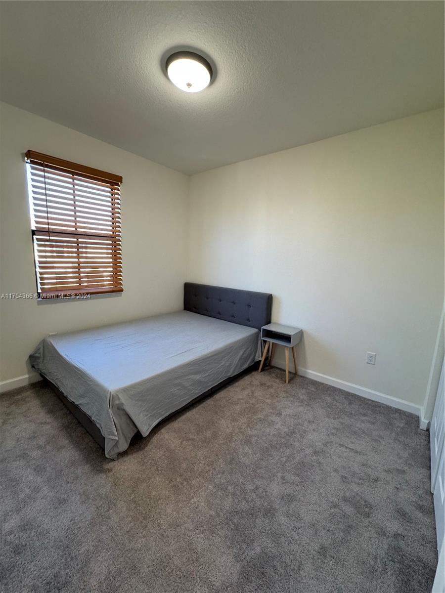 AQUABELLA NORTH - Residential Lease