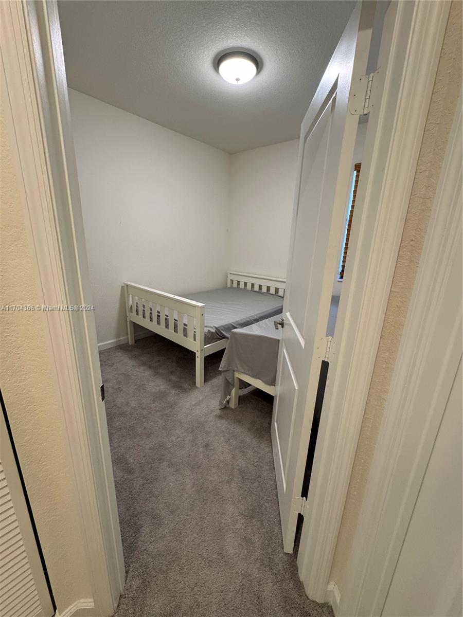 AQUABELLA NORTH - Residential Lease