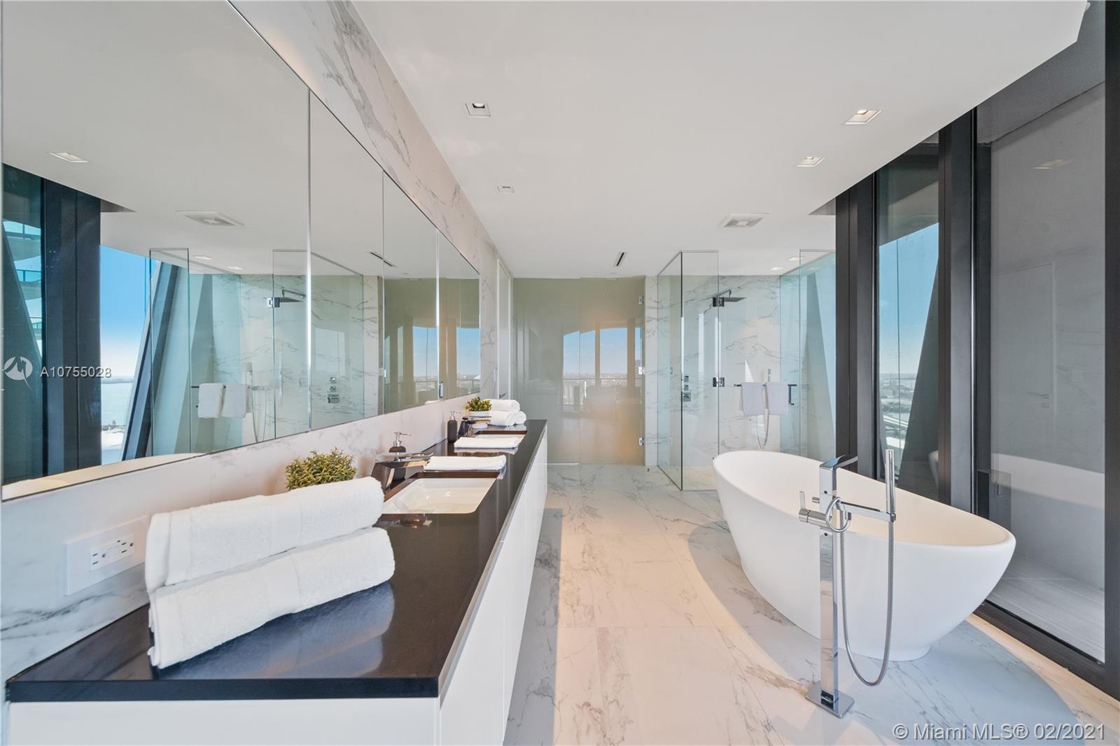 ONE THOUSAND MUSEUM CONDO - Residential