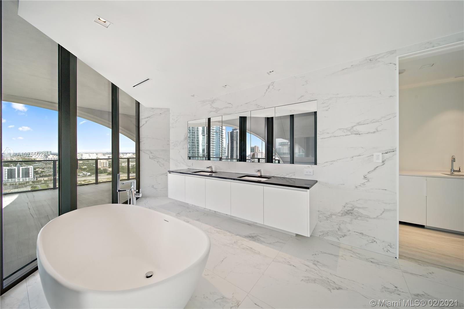 ONE THOUSAND MUSEUM CONDO - Residential