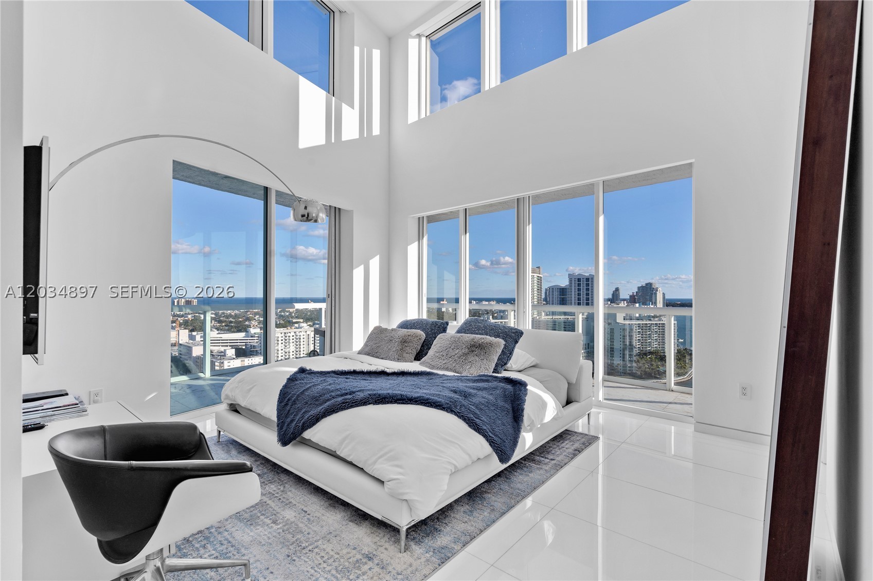 THE GRAND VENETIAN CONDO - Residential