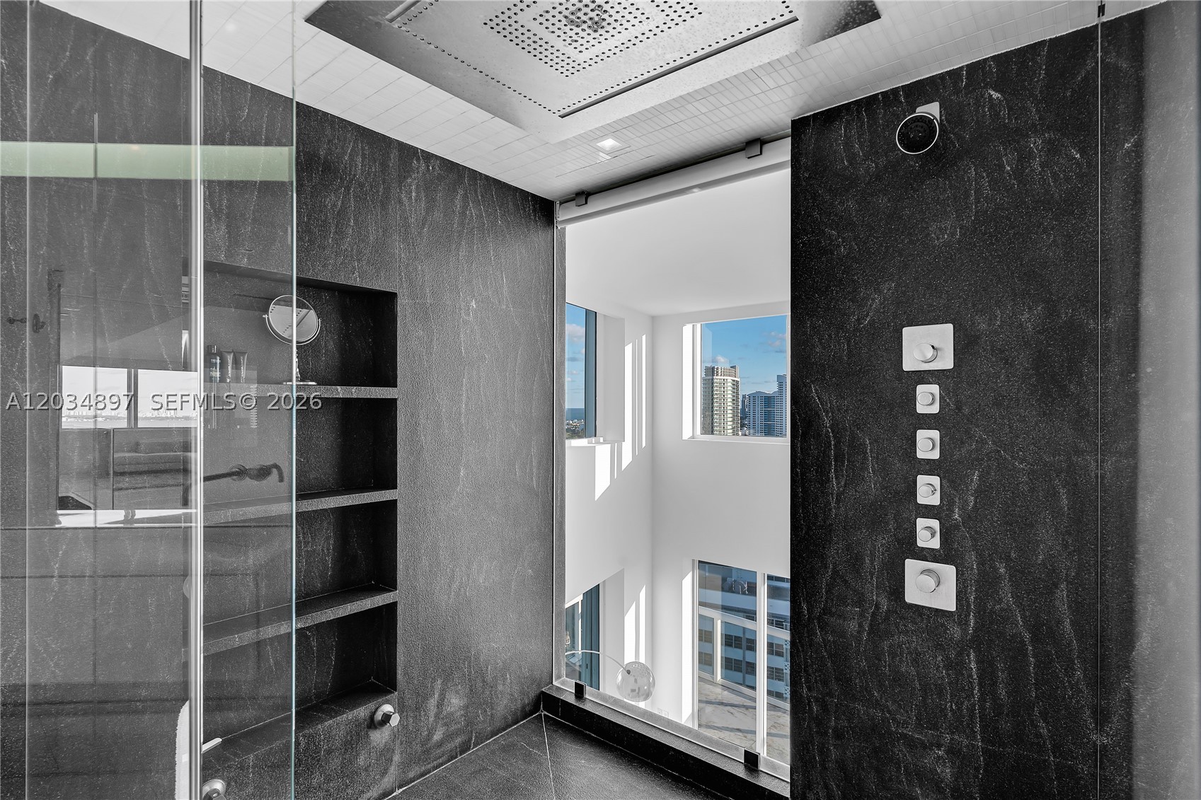 THE GRAND VENETIAN CONDO - Residential