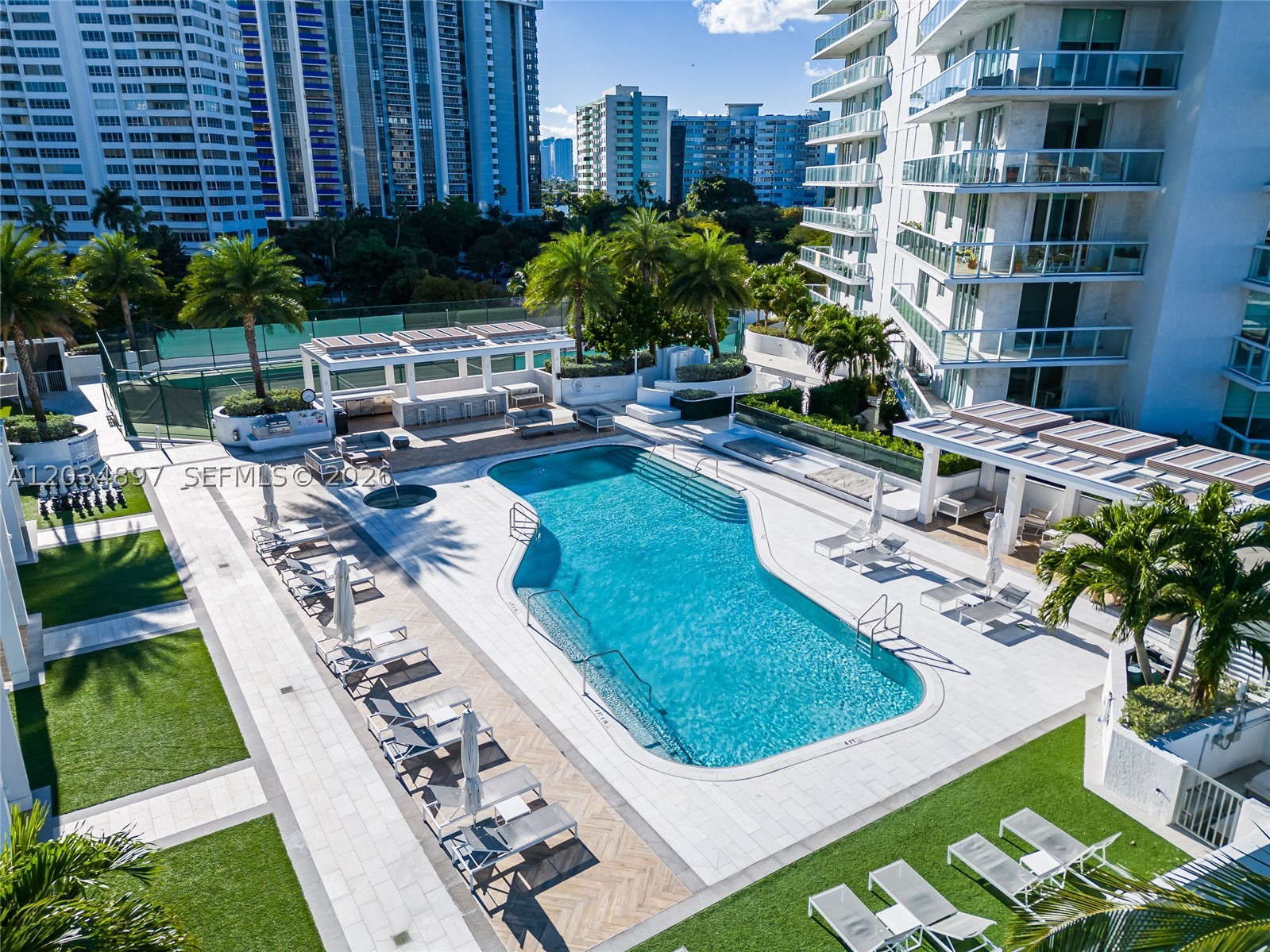 THE GRAND VENETIAN CONDO - Residential
