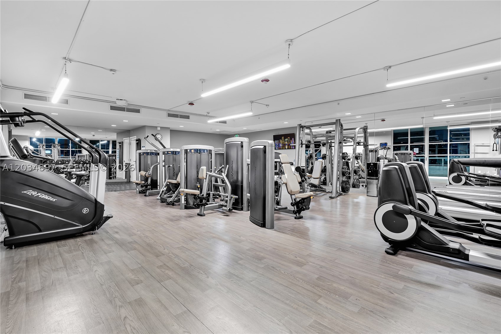 THE GRAND VENETIAN CONDO - Residential