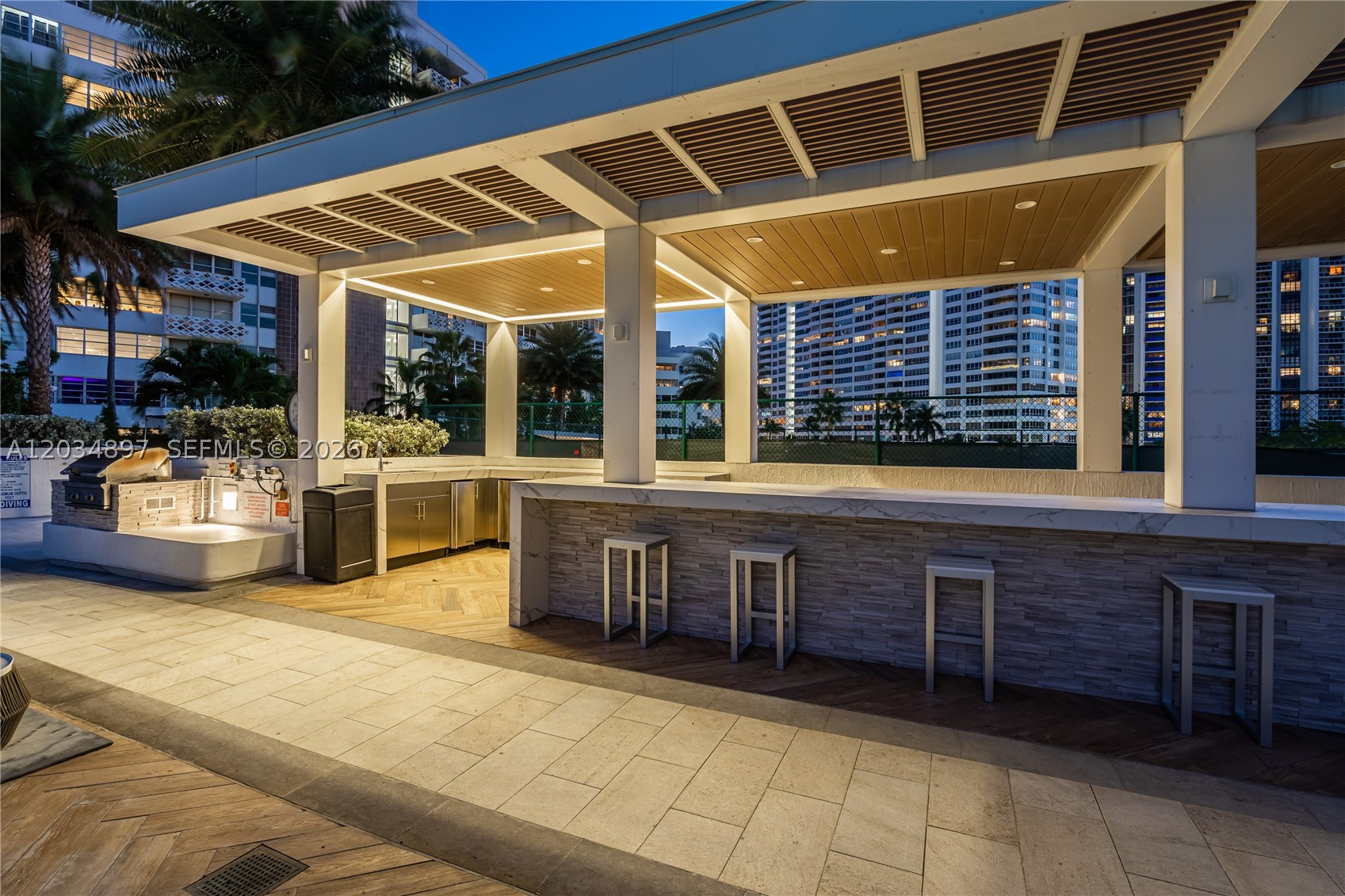 THE GRAND VENETIAN CONDO - Residential
